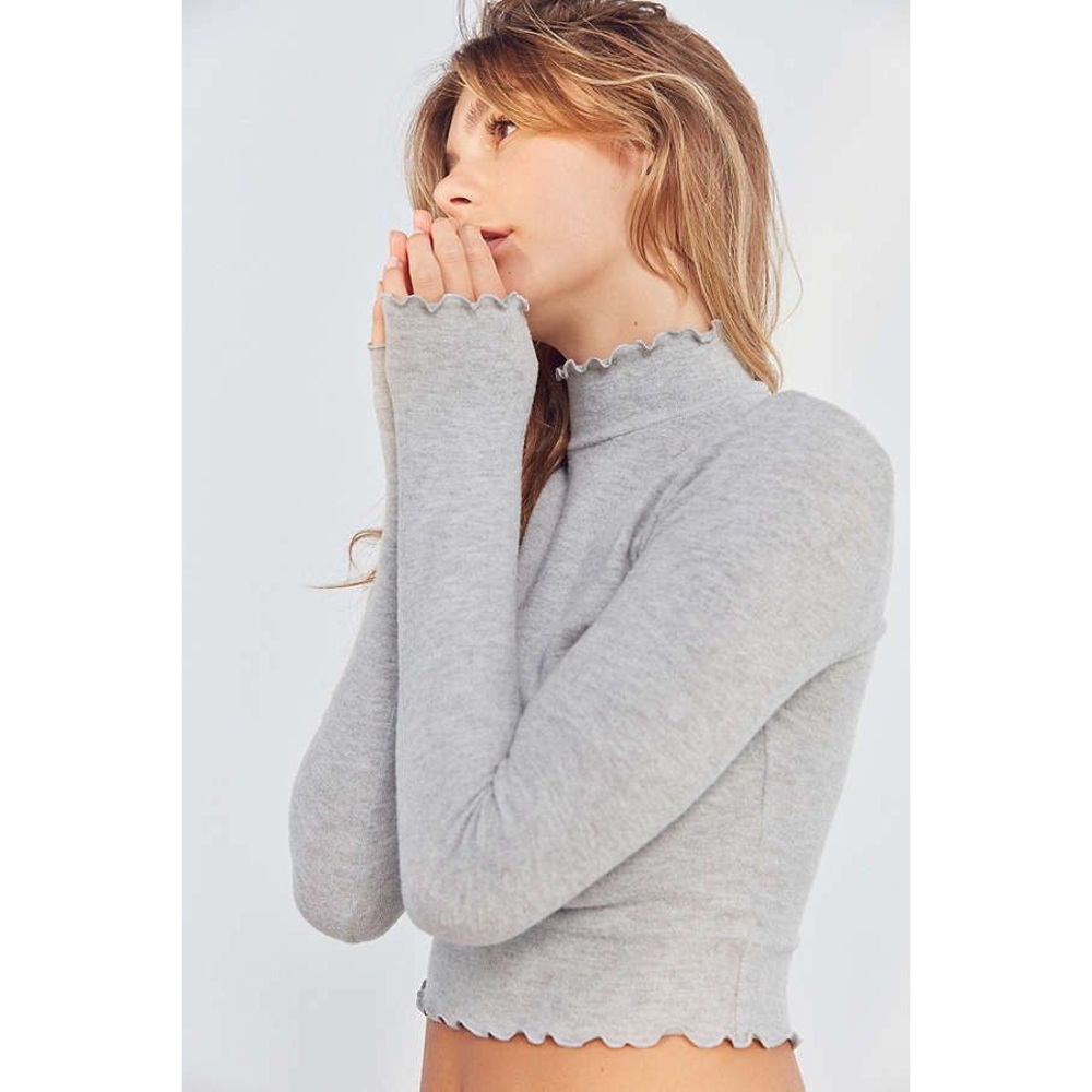Urban Outfitters Gray Cropped Long Sleeve Top